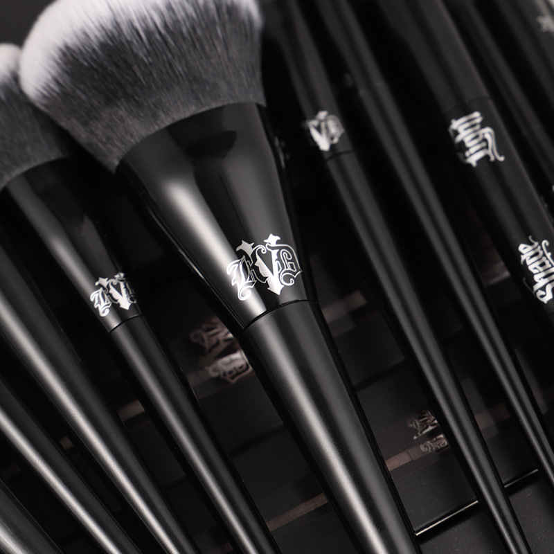 KVD Make-Up Kwasten Serie Blus - Beauty Makeup Products recensie en prijs
